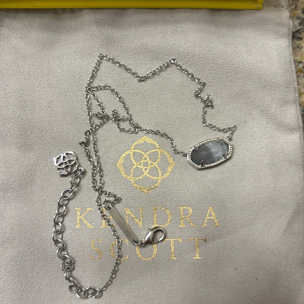 Kendra Scott Elise Necklace-silver with gray stone